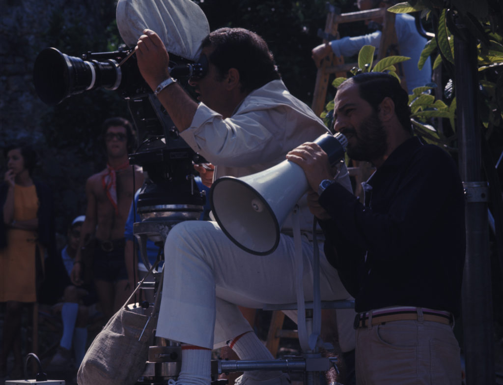 Nino Manfredi regista sul set