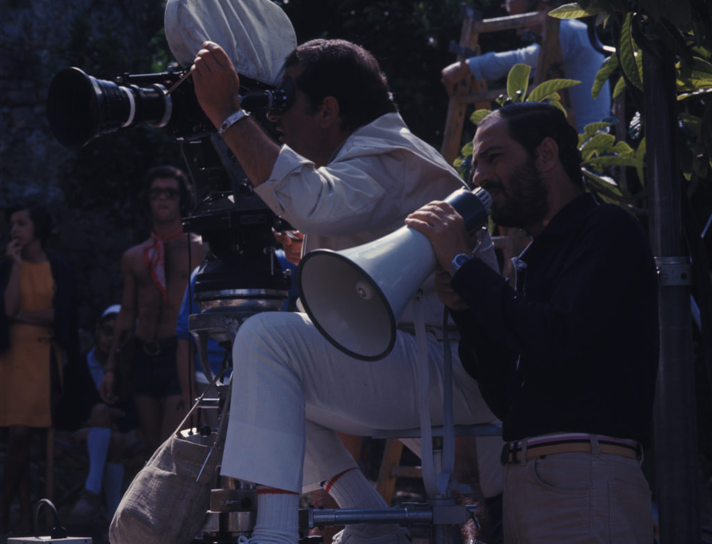 Nino Manfredi regista sul set